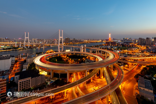 上海城市立交桥 都市动脉与现代化象征